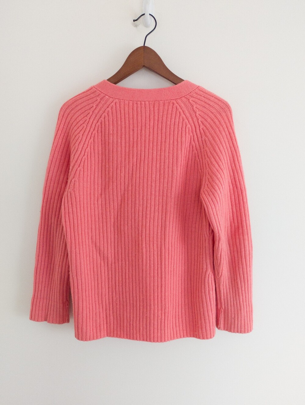 Talbots 100% Pure Merino Wool V-Neck Ribbed Cardigan Sweater Coral Pink Large - Picture 6 of 6